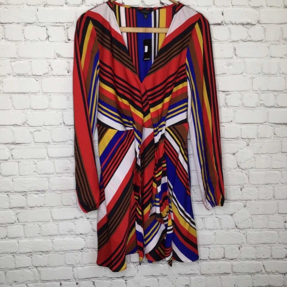 Express Wrap Dress NWT - Picture 7 of 8